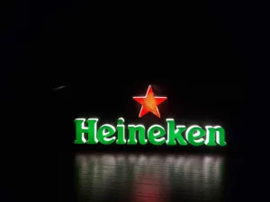 3D svijetleća reklama na baterije Heineken - Demonstracijski primjerak - nije za prodaju!